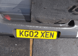 Toyota yaris i zderzak tył tylny 3