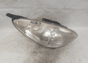 Lampa przednia prawa przód prawo hyundai I20 2