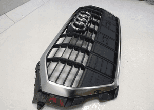 Audi Q3 83A 83F grill atrapa chłodnicy czarny chrom nowy oryginał 7