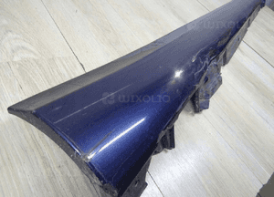 Listwa progowa mercedes c-klasa W205 prawa 2056900240 6