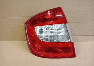 Lampa lewa tylna lewy tył skoda rapid liftback 5JH 12- 1