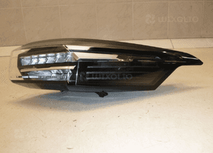 Peugeot 308 iii T10 21- lampa prawy tył w błotnik prawa tylna oryginał 4