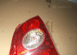 Suzuki alto lampa tył prawa 3