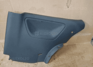 Boczek tapicerka bagażnika prawy tył VW Polo 6N2 3D 6N3867044 1