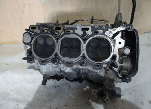 Głowica silnika prawa jaguar x-type 3.0 V6 03R 5