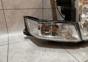 Jeep commander xk xh lampa prawa oryginał uk bdb 4