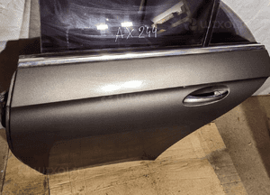 Drzwi lewy tył mercedes cls 4