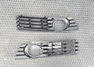 Kratka Halogen Srodkowa Zderzaka Ramka Chrom Maskownica AUDI A4 B6 29