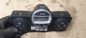 Panel nawiewu powietrza klimatyzacji Renault Scenic II 8200344842 2