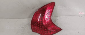 .  TYL TYLNA LAMPA PRAWA PEUGEOT 3008 1