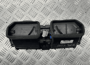 BMW F25 F26 KRATKA WLOTU NAWIEWU ŚRODKOWA ŚRODEK 9303407 5