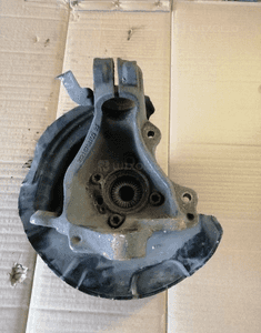 Zwrotnica Piasta Prawy Przod BMW X1 E84 X-DRIVE XD 6788700 2