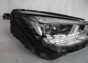 Audi Q5 ii 80A matrix lampa przednia prawa 4