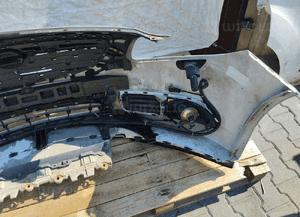 Zderzak przód przedni opel insignia a 4X pdc spryski kompletny 6