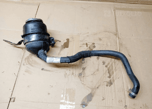 Zbiorniczek wspomagania przewód rurka Audi A4 B8 A5 8K0422887AH 1