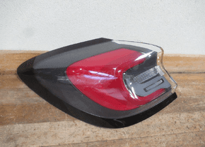 Lampa tylna tył lewa ford puma MK2 ii 2019- 11