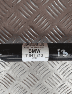 Bmw I3 L01 półoś lewa tył tylna 7641213 7