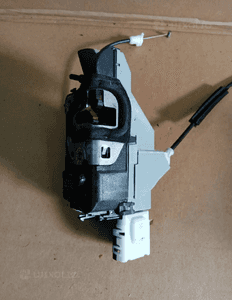 Zamek drzwi lewy przód przedni 6 PIN Citroen C5 III 3