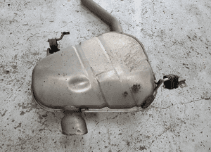KATALIZATOR TŁUMIK 2,0 benzyna 7564179 BMW 118i E87 E81 E88 E90 139tyś km 2