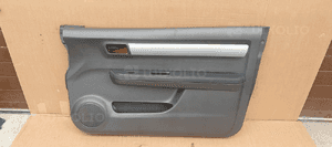 Boczek tapicerka prawy przód przednia prawa Suzuki Swift IV 83711-62KA 1