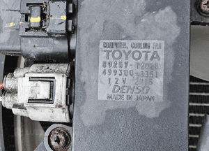 Chłodnica Wody Plynu Klimatyzacji Intercooler Wentylator 1.4 D4D Toyota Auris 1 I Lift 2011r 25