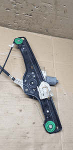Mechanizm podnośnik szyby prawy przód BMW 3 E90 7060266S 7140588E 6927028 5
