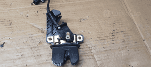 Zamek klapy bagażnika Audi A4 B6 Sedan 8E5827505B 5