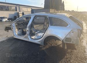 Ćwiartka błotnik prawy tył peugeot 508 sw 2