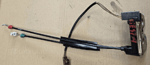 Ford Fiesta MK6 zamek klapy tył tylnej 1