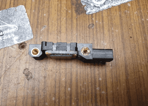 Czujnik 8E0959643 RB4 HV Uderzenia Czujnik Uderzeniowy Sensor Audi A4 B6 B7 5