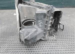 Obudowa Filtra 03G133835A 03G133833 03G133837 Powietrza Pokrywa 2.0 TFSI Benzyna Audi A4 B7 9