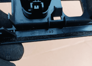 Ramka osłona przełączników przycisków Ford Focus MK2  4M51-13D734-AD 6