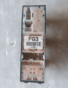 Impreza iii gh 2.0 08r przełącznik szyb lewy przód 2