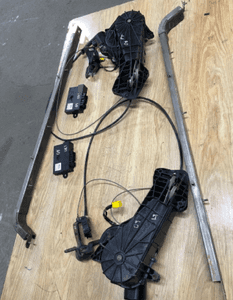 Mercedes Vito Viano 639 mechanizm siłownik drzwi   przesuwnych suwanych moduł lewy prawy 8