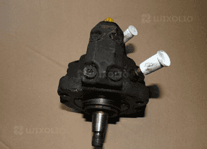 POMPA WTRYSKOWA ALFA ROMEO 156 147 GT 1.9 16V M-JET 0445010071 1