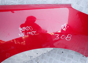 Błotnik prawy przód  peugeot 308 radom 2