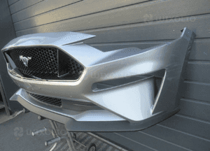 Zderzak przedni przód ford mustang vi 6 lift JR3B-17C831-BDW 2017 9