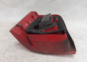Tyl tylna lampa prawa volkswagen passat B5 kombi 4