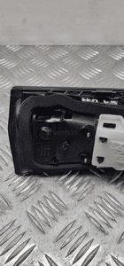 Bmw X1 U11 lampa prawa tył w klapę 9465356 10