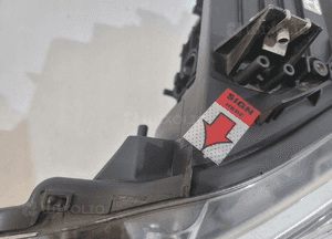 BMW 3 F30 / F31 Lampa Bi-xenon - L 13624 9