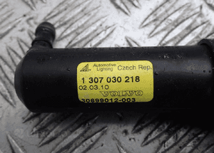 SPRYSKIWACZ LAMPY PRAWY VOLVO V50 S40 RADOM 2