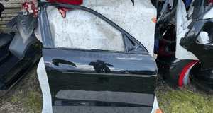 Drzwi przednie prawe mercedes gls X166 1