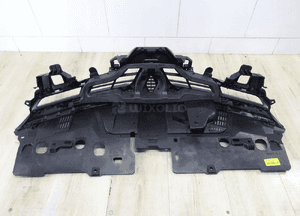 RENAULT CLIO IV grill ZDERZAKA PRZÓD 9