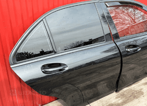 Mercedes W204 08-11 drzwi 197 prawy tył proste 7
