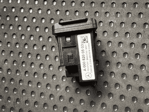 Gniazdko 230V 150W Mercedes oryginał A 000 820 05 03 3