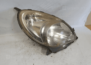 Lampa przednia prawa przód prawo toyota yaris verso 3