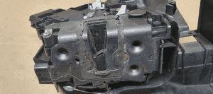 Zamek drzwi prawy przód przedni prawy Ford Focus MK2 3M5A-R21812-AK 2