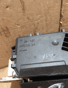 ZAMEK KLAPY TYŁ OPEL ZAFIRA B nr  495058724 2
