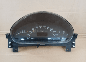 Licznik zegary Oryginał Mercedes A168 1.6 16V A1685404811 1