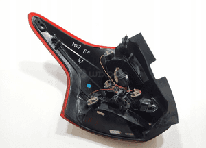 Lampa prawa tył tylna ford focus MK3 iii BM51-13404-A hatchback 2010-2014 7